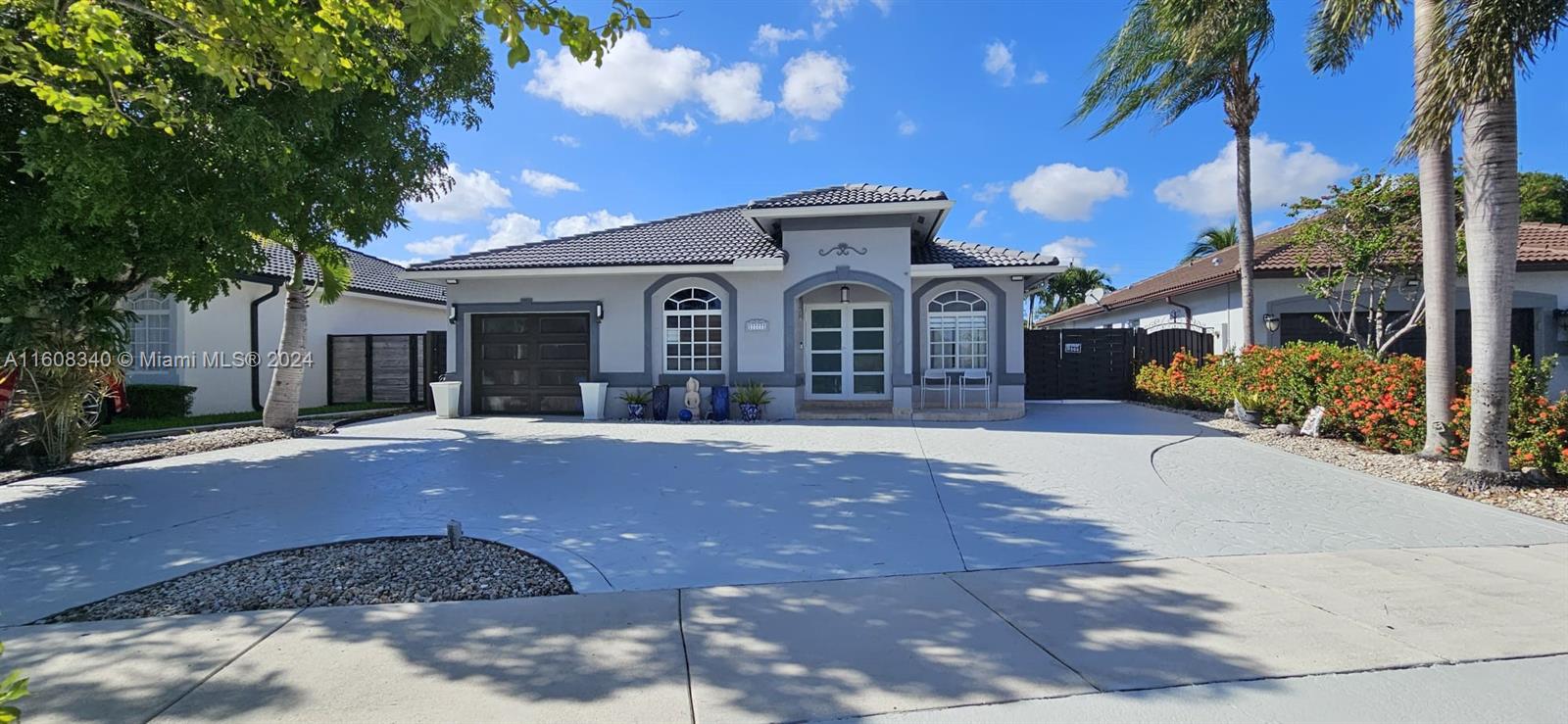 NORTH PALM ESTATES HOMES - Residential