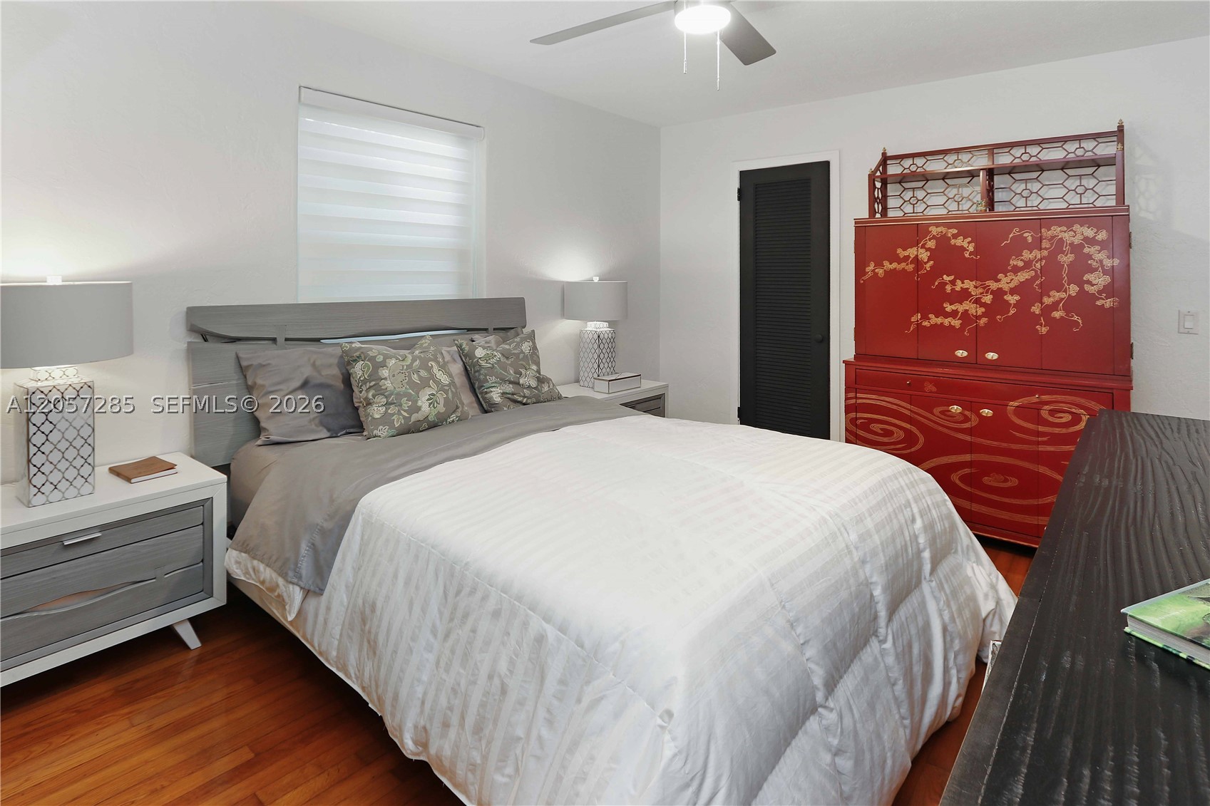 HOLLYWOOD - Residential