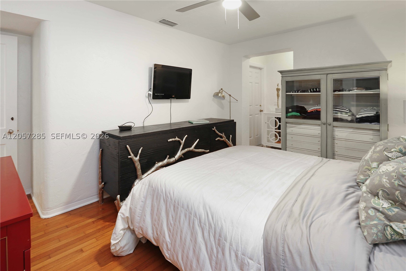 HOLLYWOOD - Residential