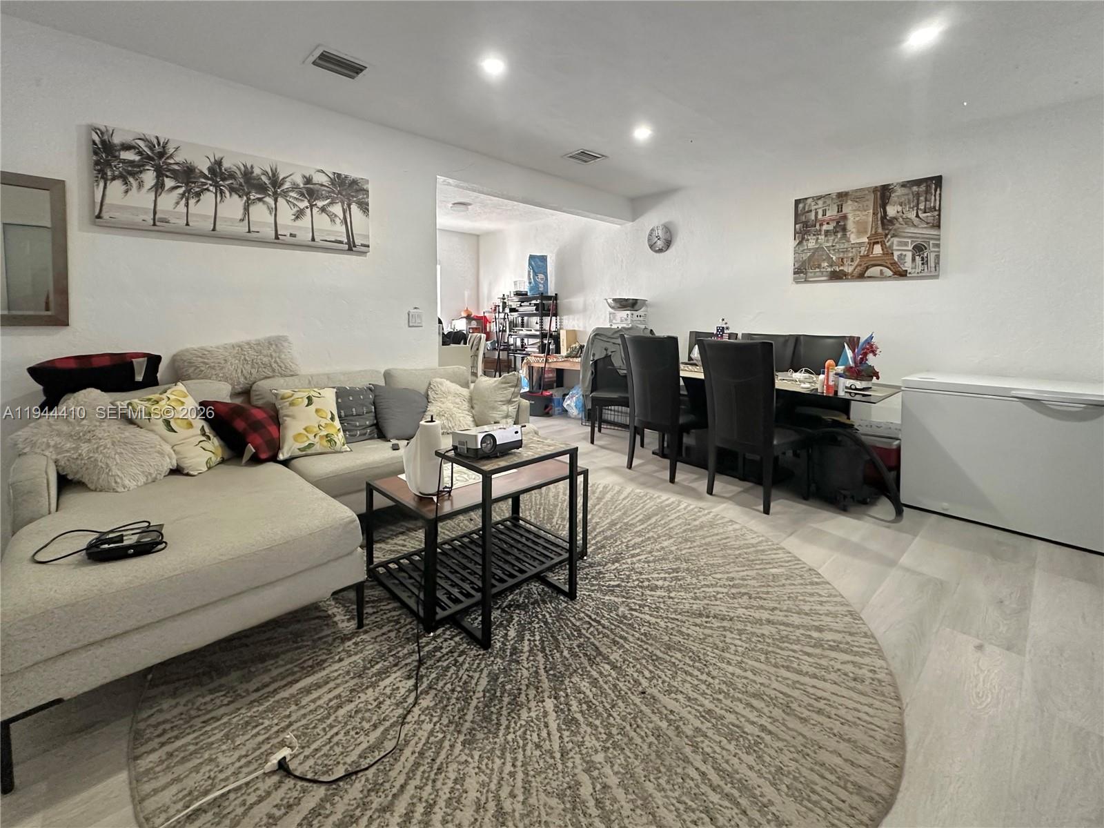 BISCAYNE BCH SUB - Residential Income