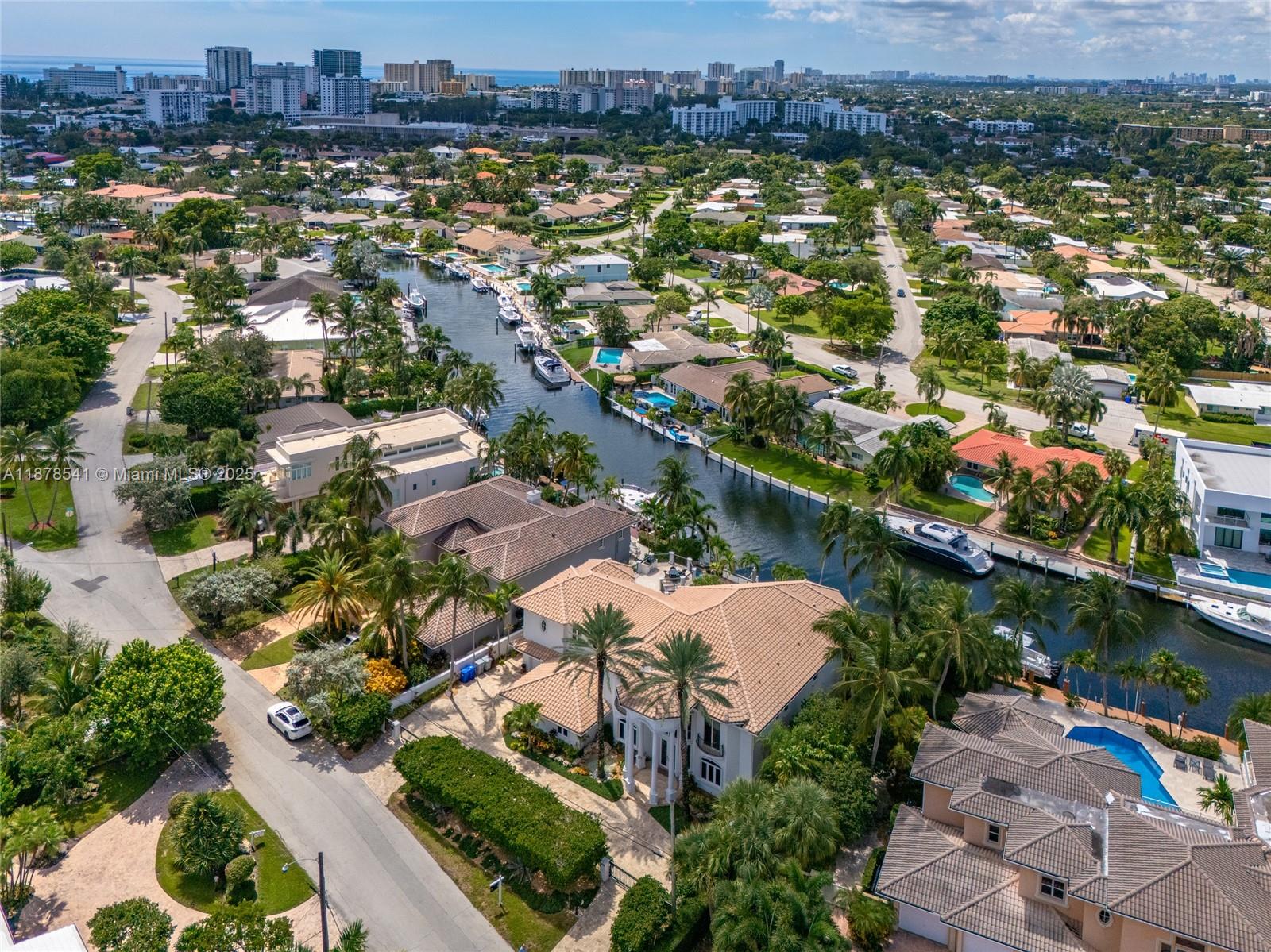 HILLSBORO HARBOR UNIT - Residential