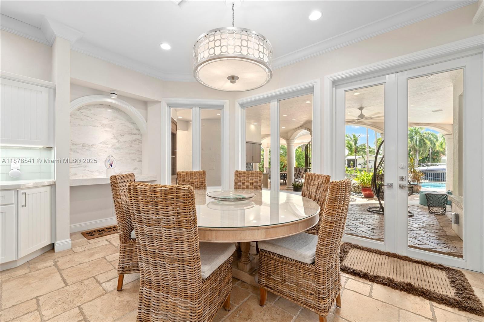 HILLSBORO HARBOR UNIT - Residential