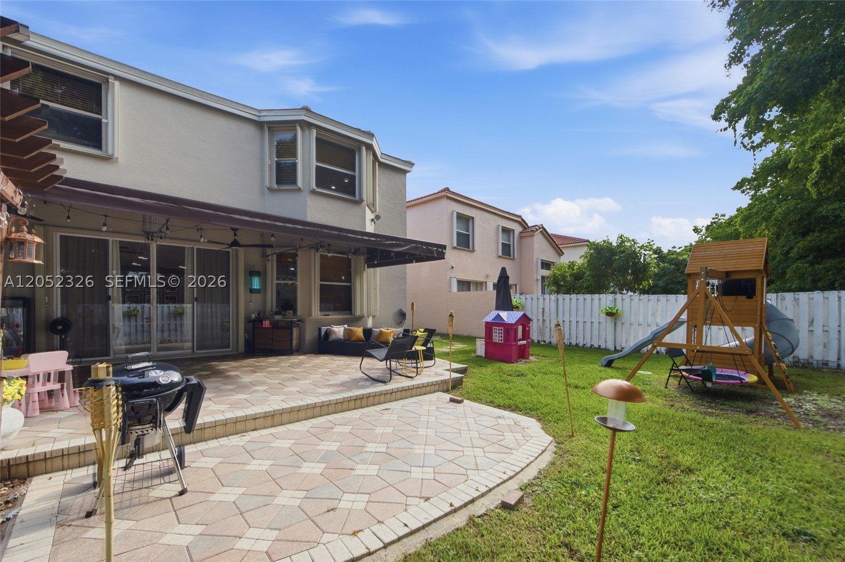 PEMBROKE PINES REGIONAL - Residential