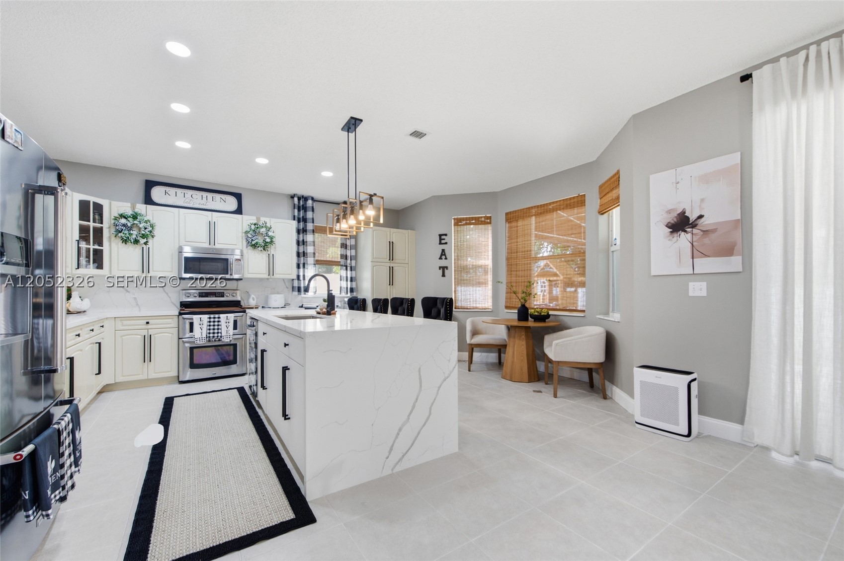PEMBROKE PINES REGIONAL - Residential