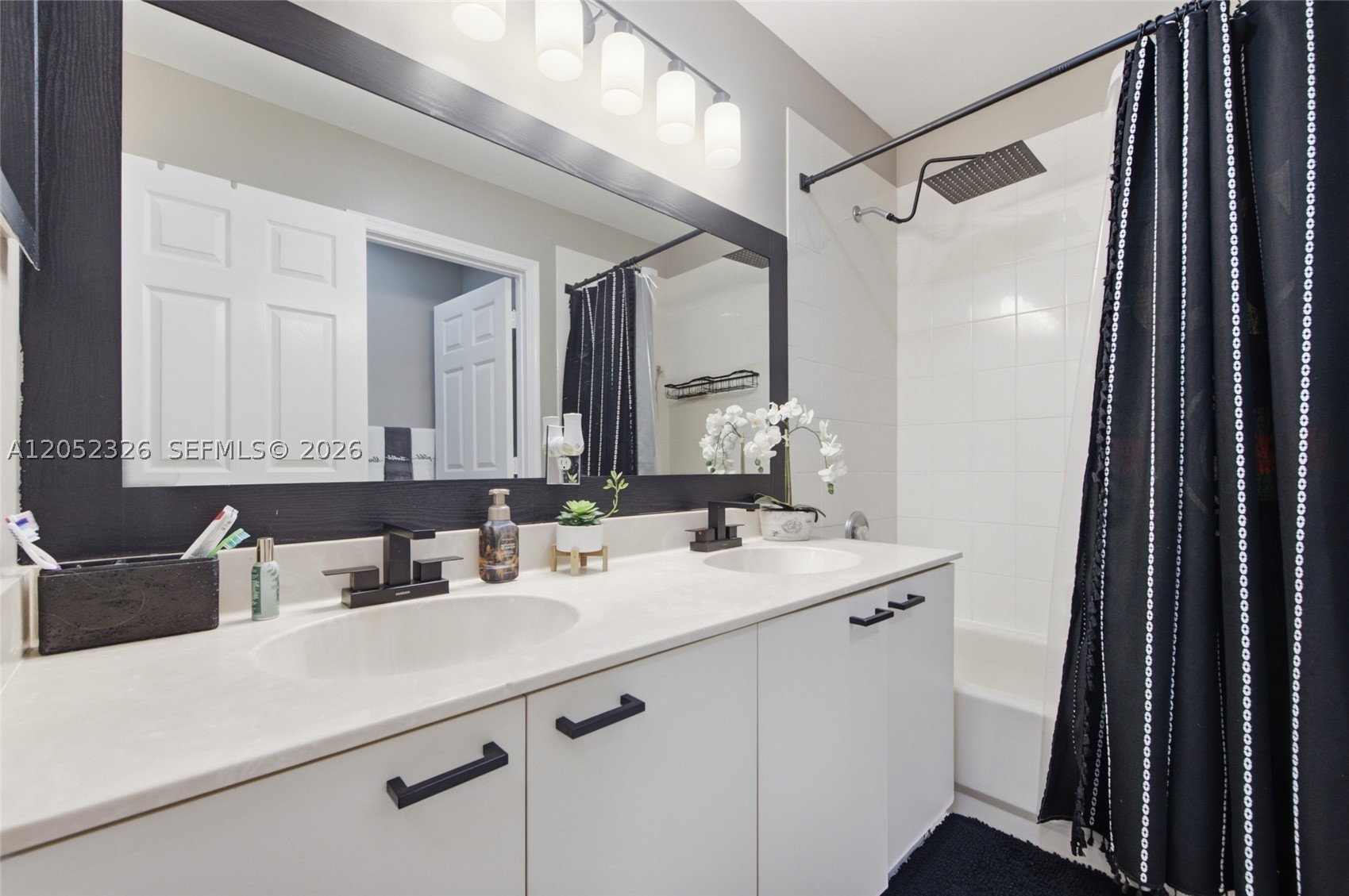 PEMBROKE PINES REGIONAL - Residential