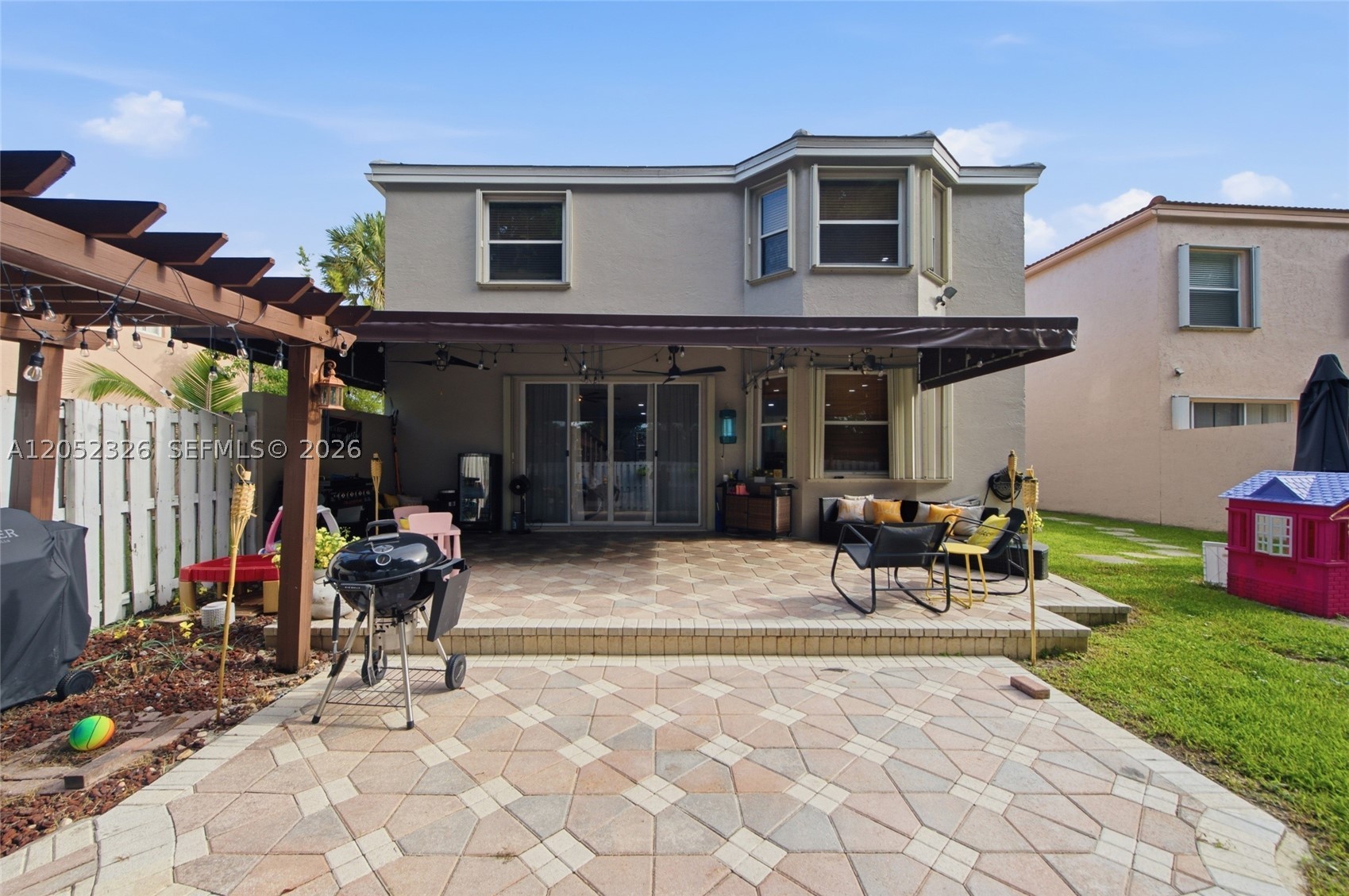 PEMBROKE PINES REGIONAL - Residential