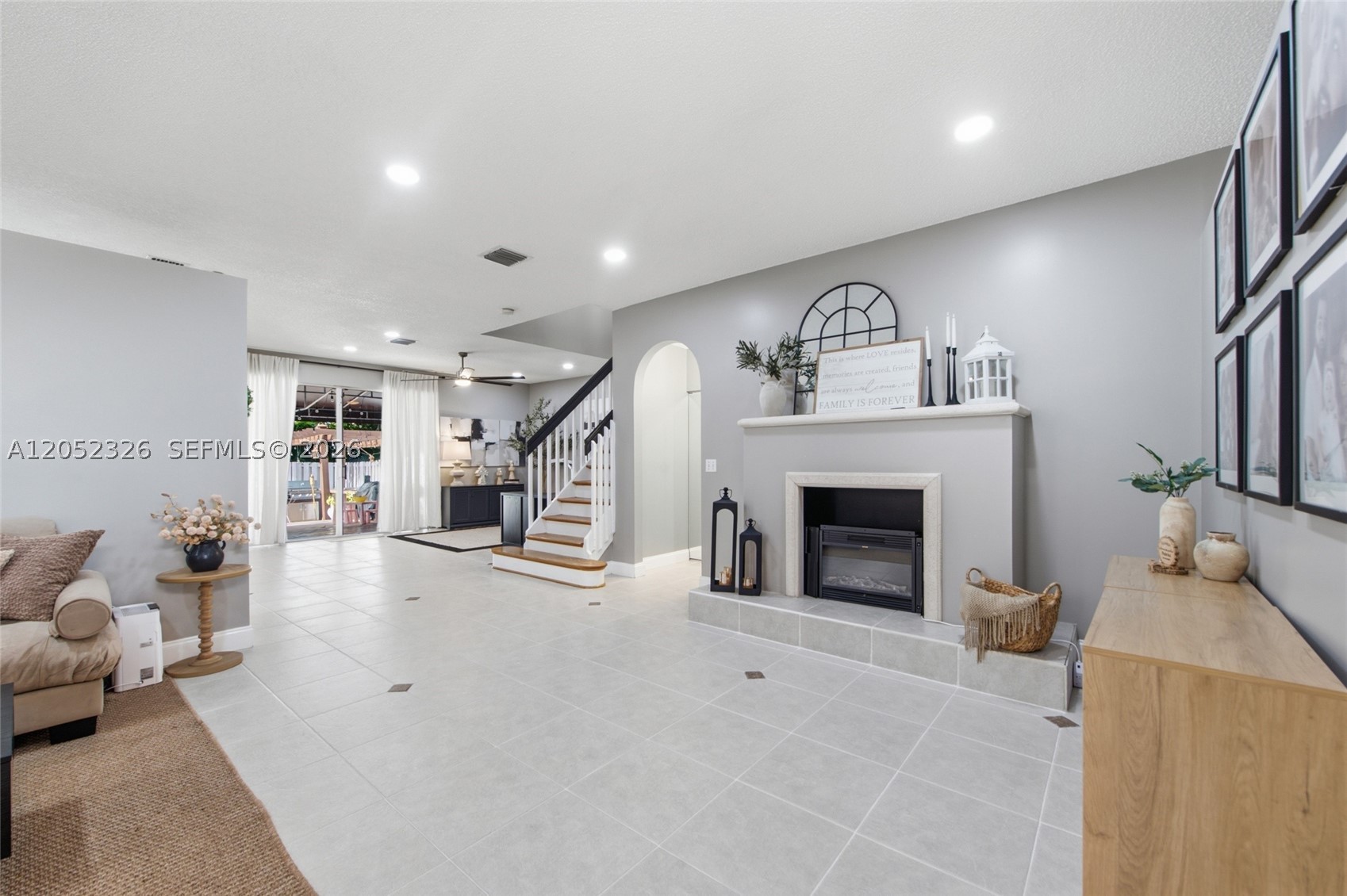 PEMBROKE PINES REGIONAL - Residential