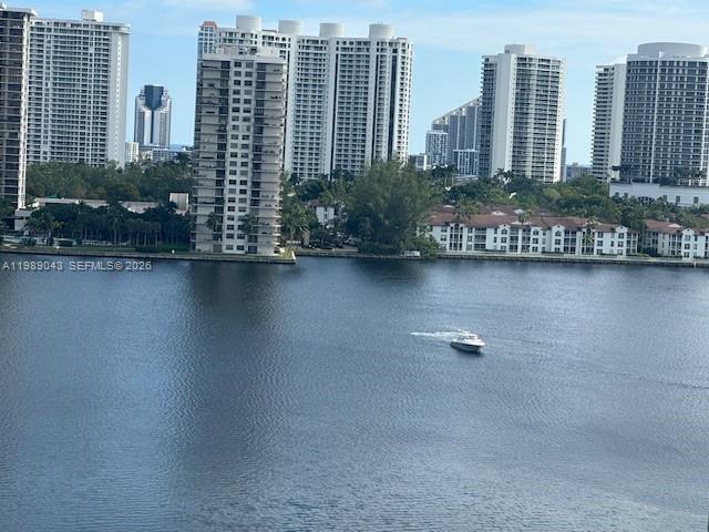 COMMODORE PLAZA CONDO - Residential