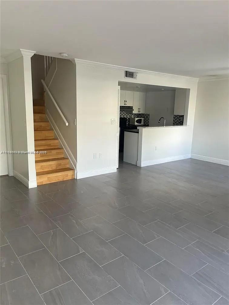 GABLES POINT III CONDO - Residential Lease