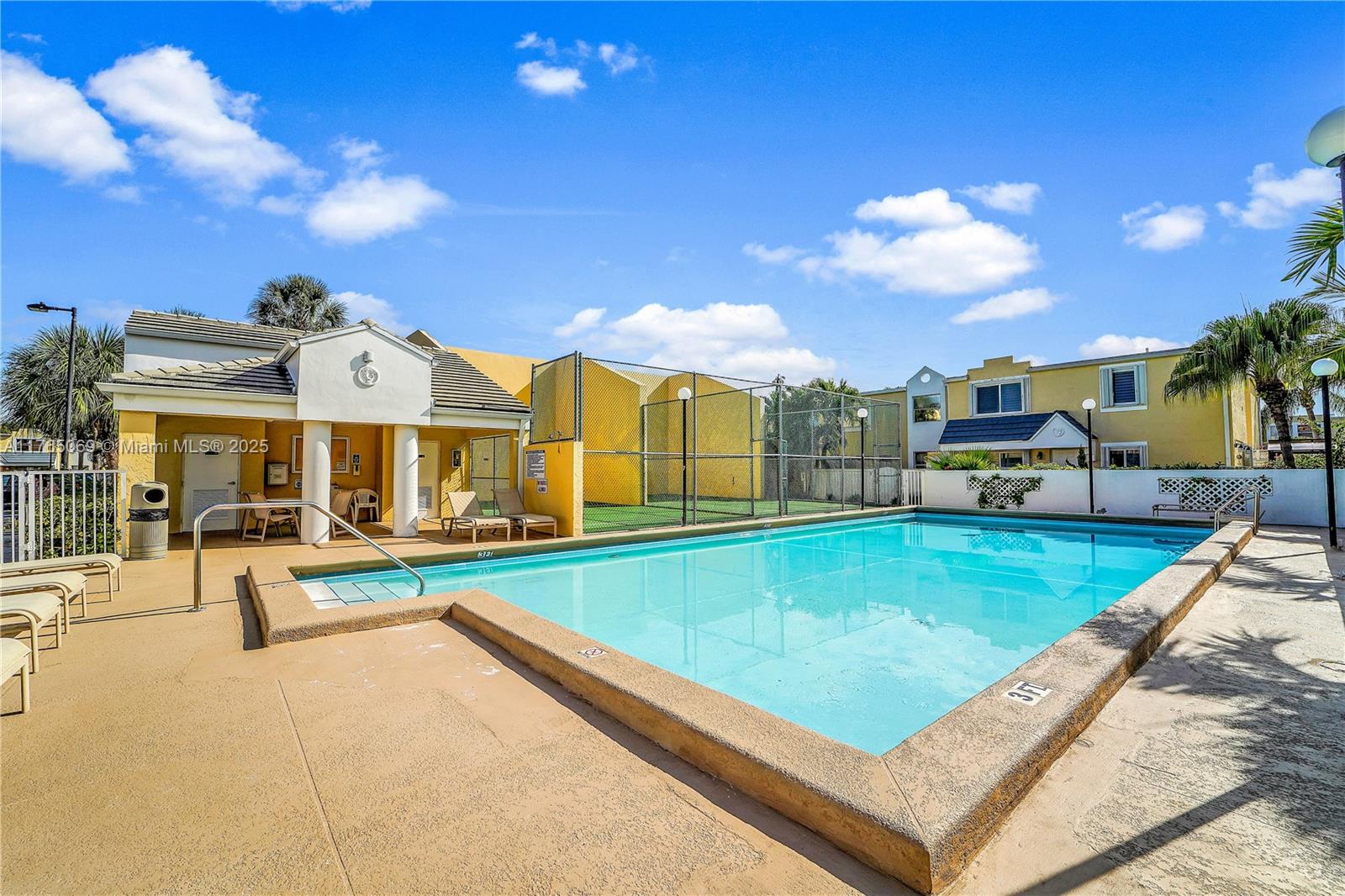 GABLES POINT III CONDO - Residential Lease