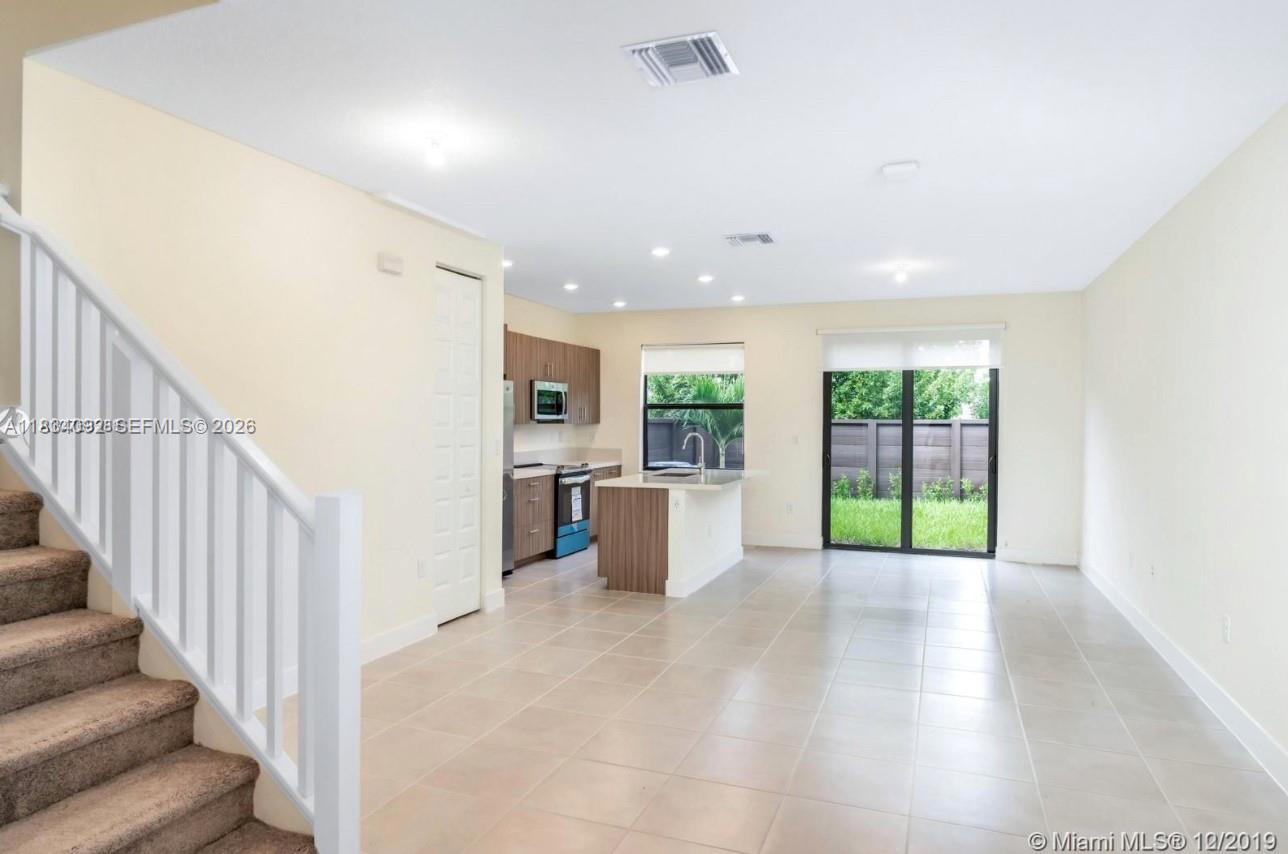 Satori DUNNWOODY LAKE - Residential