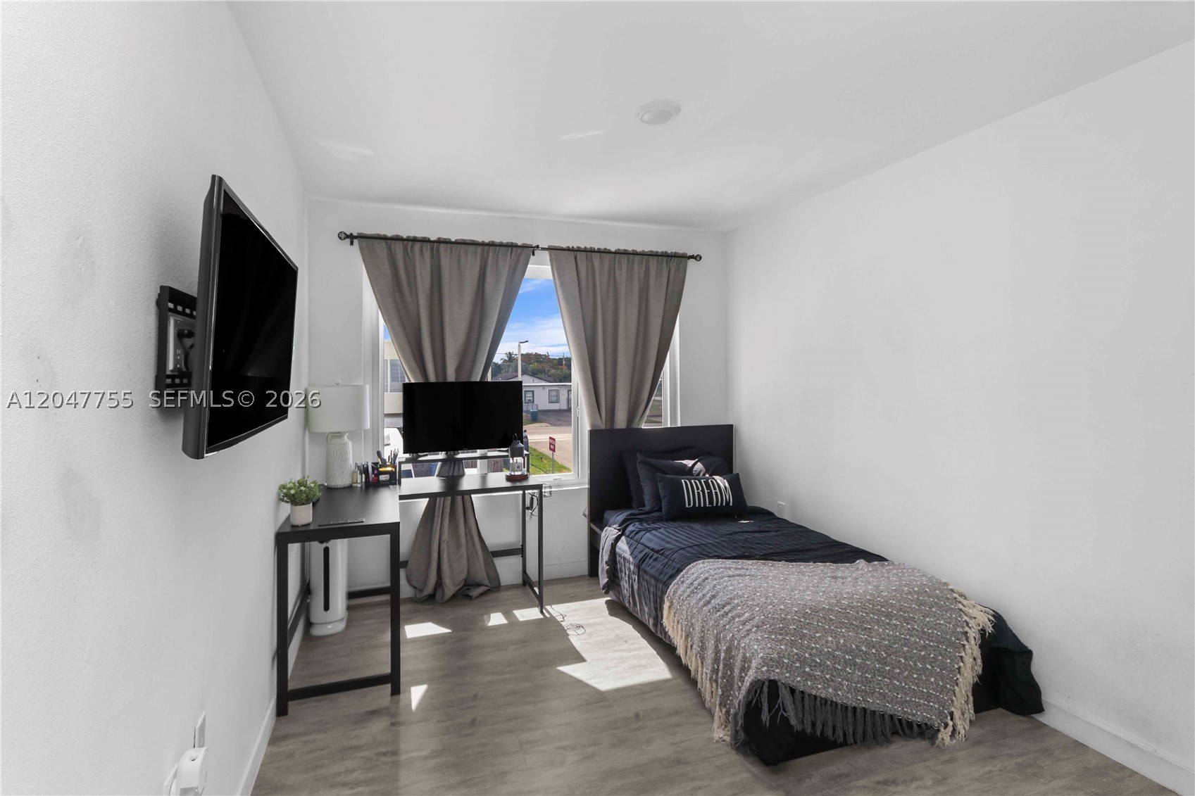 Paradise Gardens - Residential
