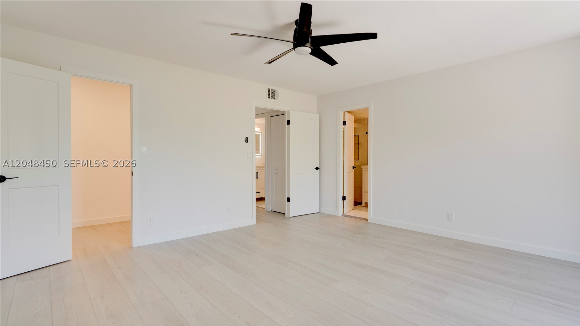 VENETIAN PARK III CONDO - Residential