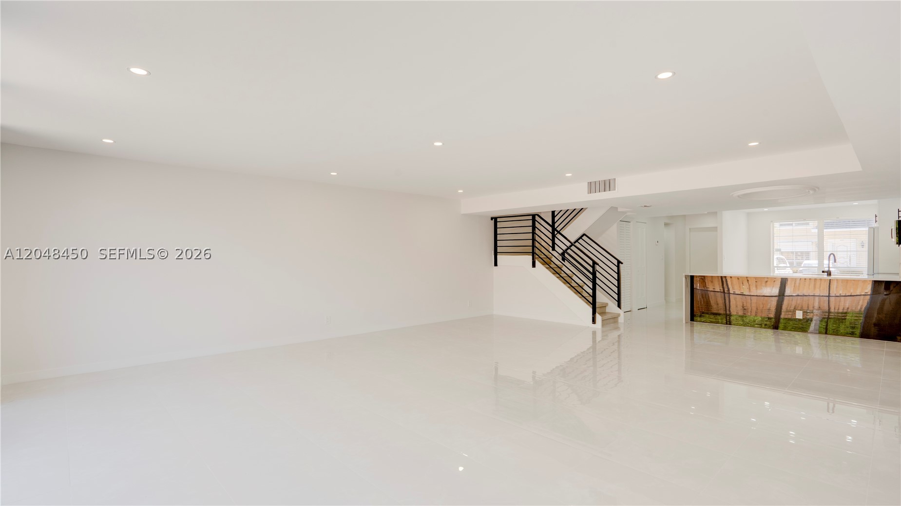 VENETIAN PARK III CONDO - Residential
