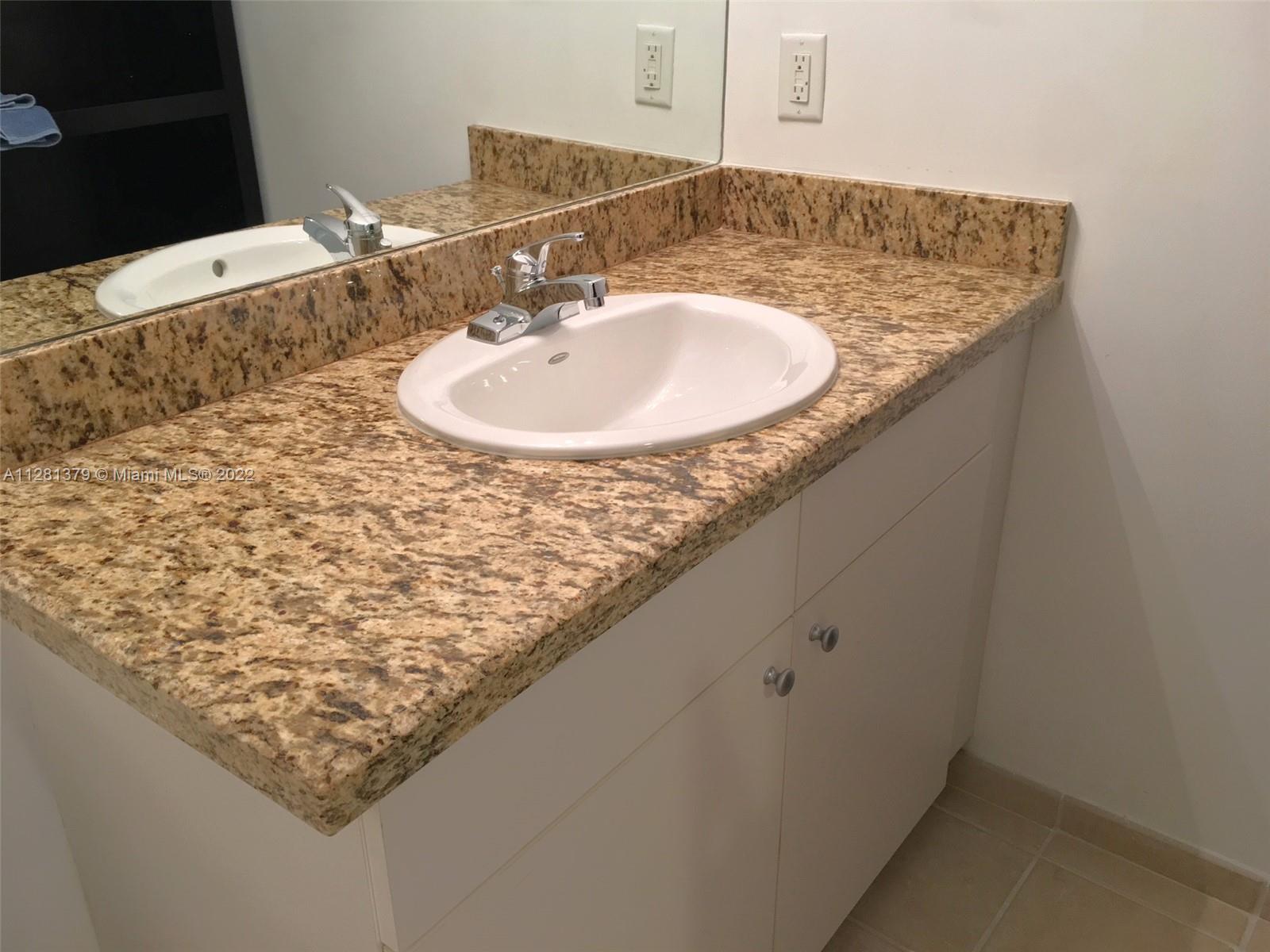 VUE AT BRICKELL CONDO - Residential Lease