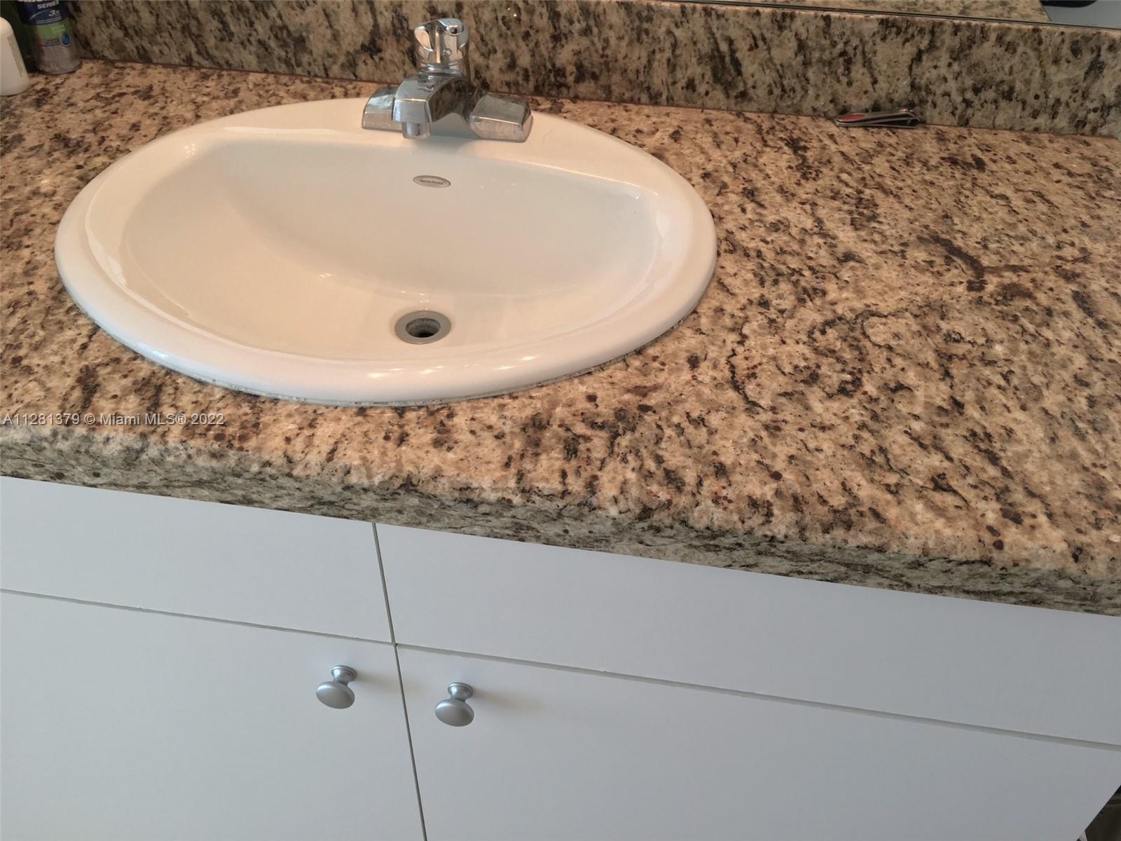 VUE AT BRICKELL CONDO - Residential Lease