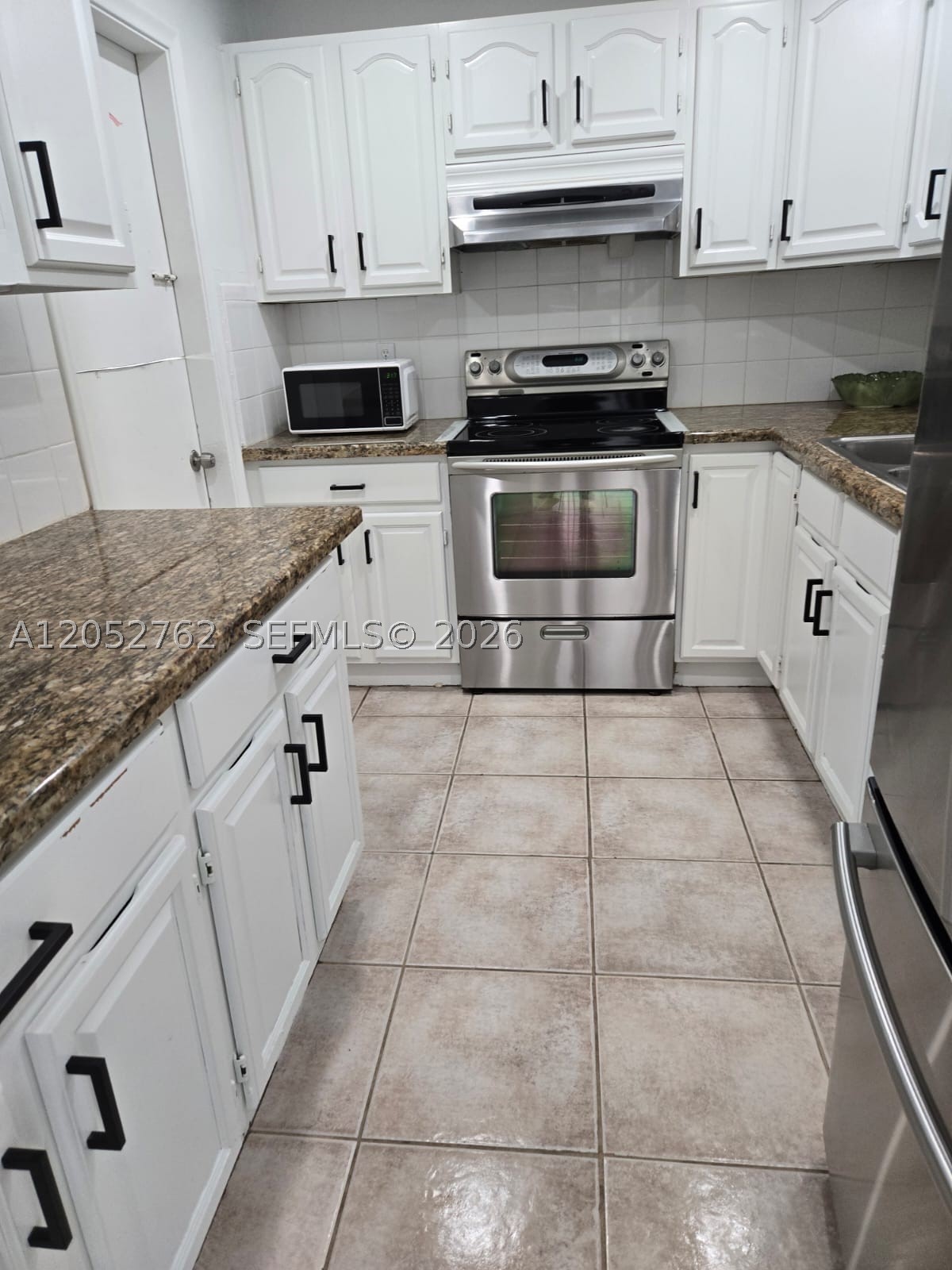 LAKEWOOD VILLAS CONDO - Residential