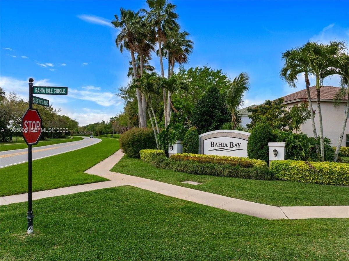 ISLES AT WELLINGTON 1 - Residential