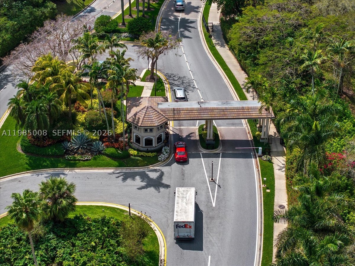 ISLES AT WELLINGTON 1 - Residential