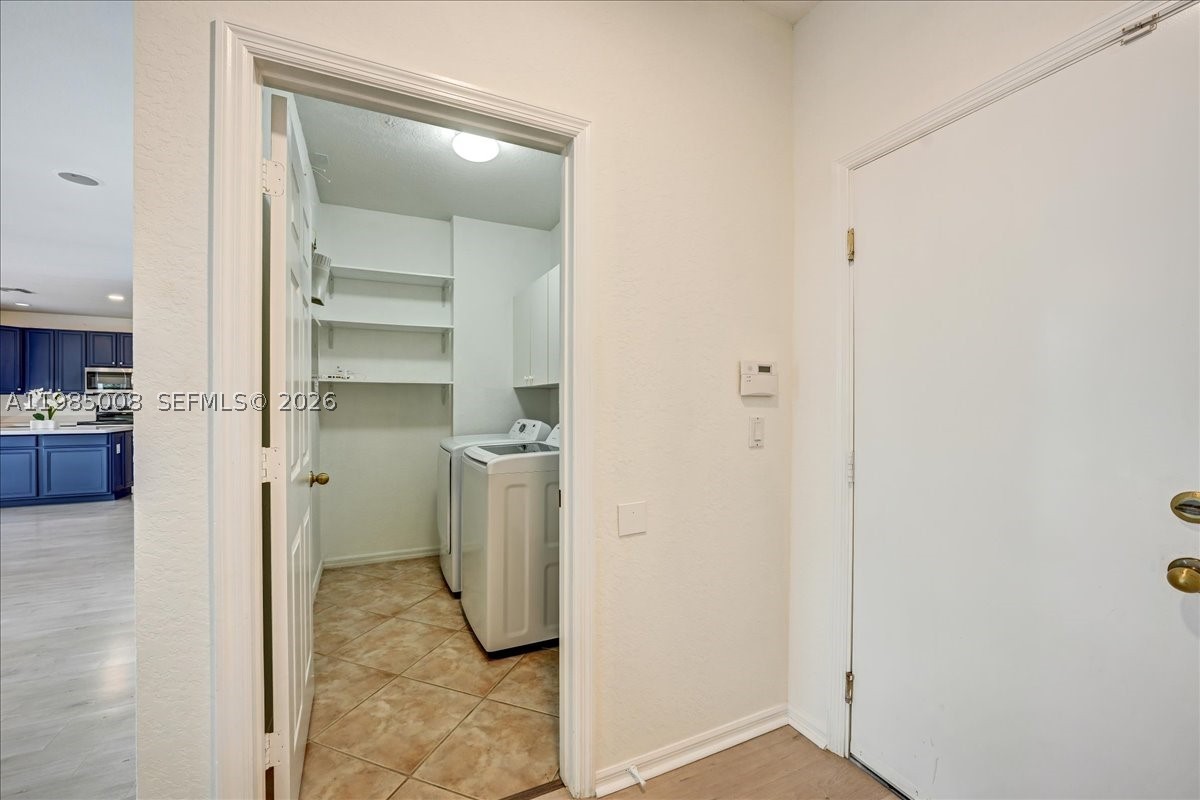 ISLES AT WELLINGTON 1 - Residential