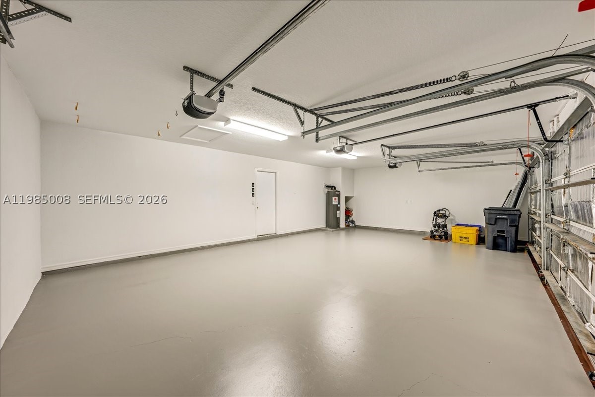 ISLES AT WELLINGTON 1 - Residential