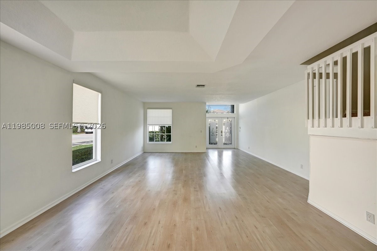 ISLES AT WELLINGTON 1 - Residential