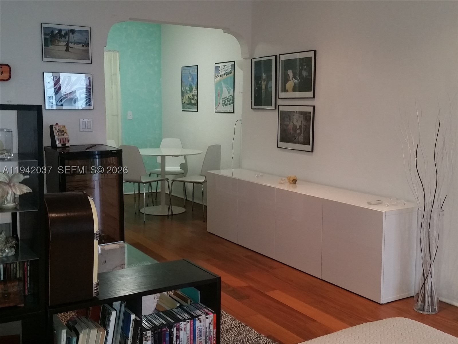 ESPANOLA WAY VILLAS CONDO - Residential