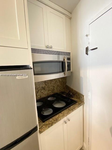 TRITON TOWER CONDO - Residential Lease