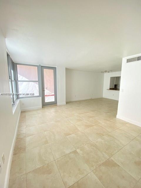 TRITON TOWER CONDO - Residential Lease