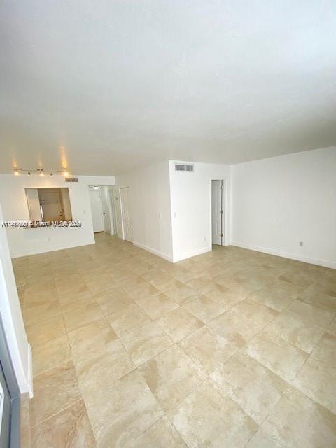 TRITON TOWER CONDO - Residential Lease