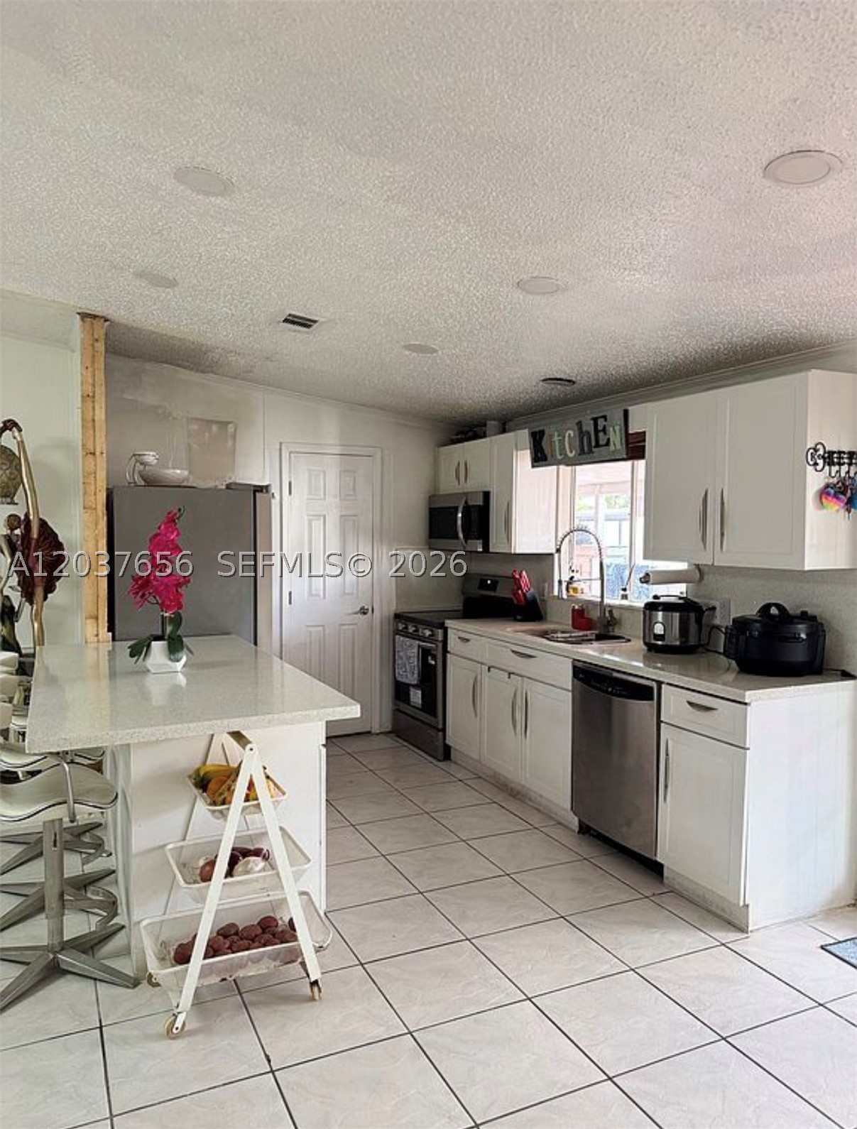 University Lakes - Residential