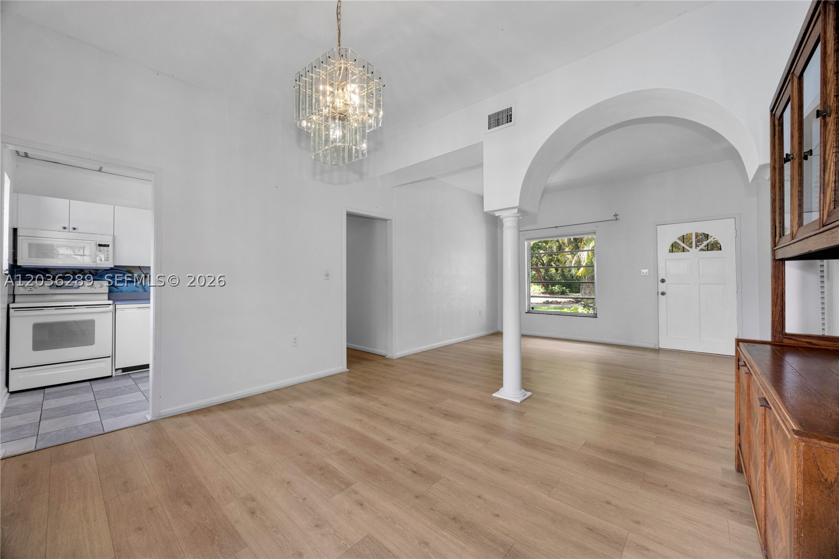 RIVIERA ESTATES 1ST ADDN - Residential Lease