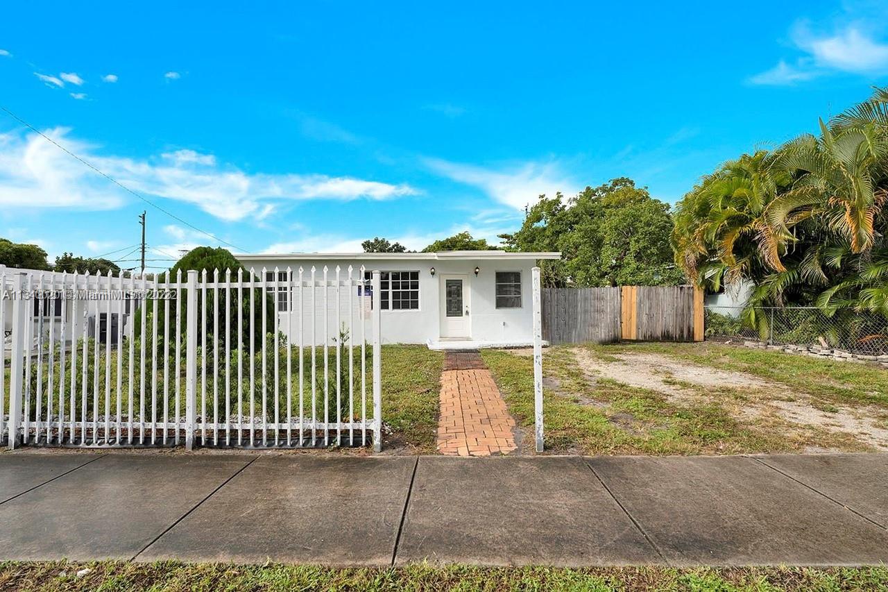 LAKE FOREST SEC 3 - Residential Lease