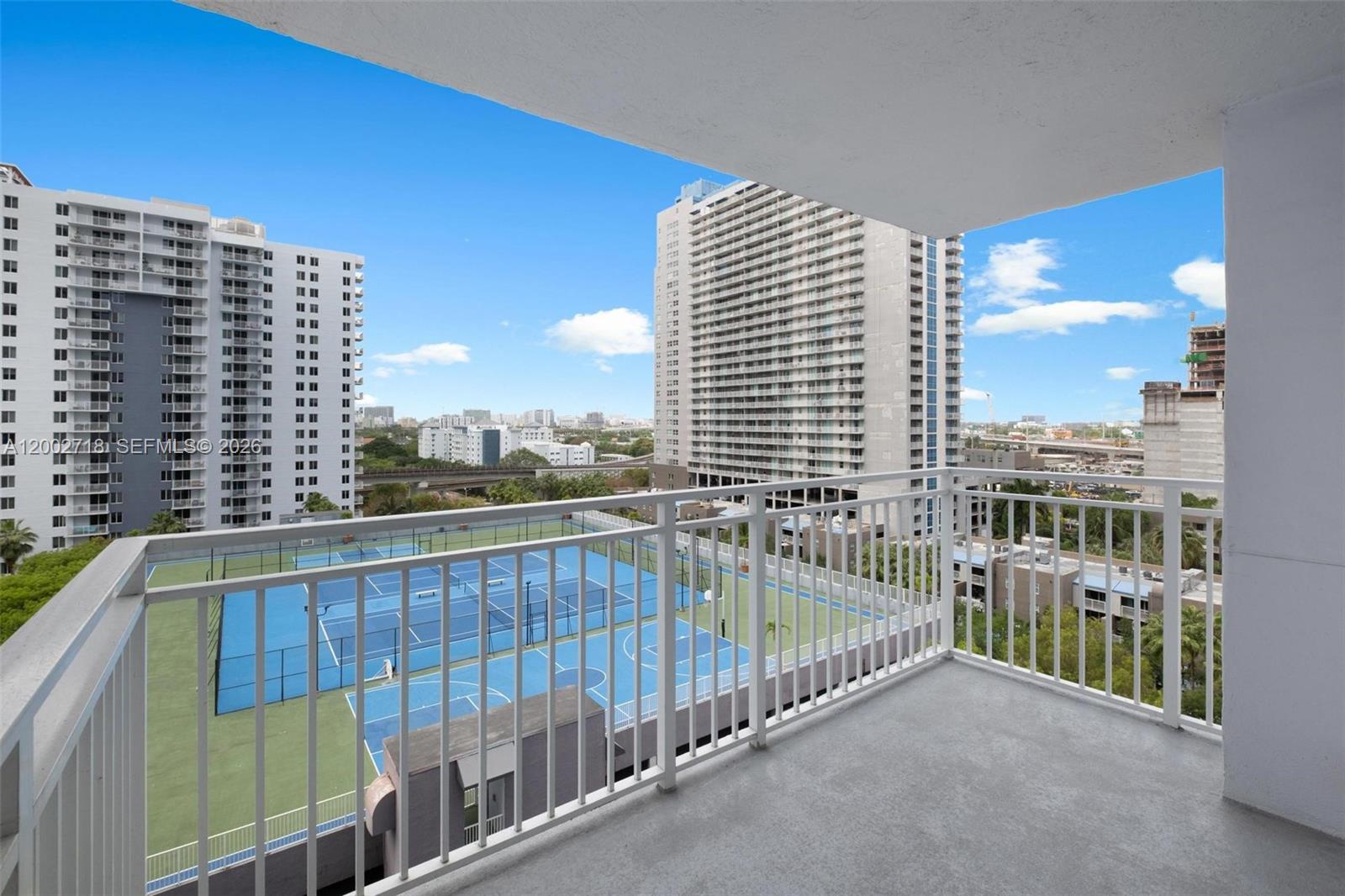 MADISON DOWNTOWN CONDO - Residential