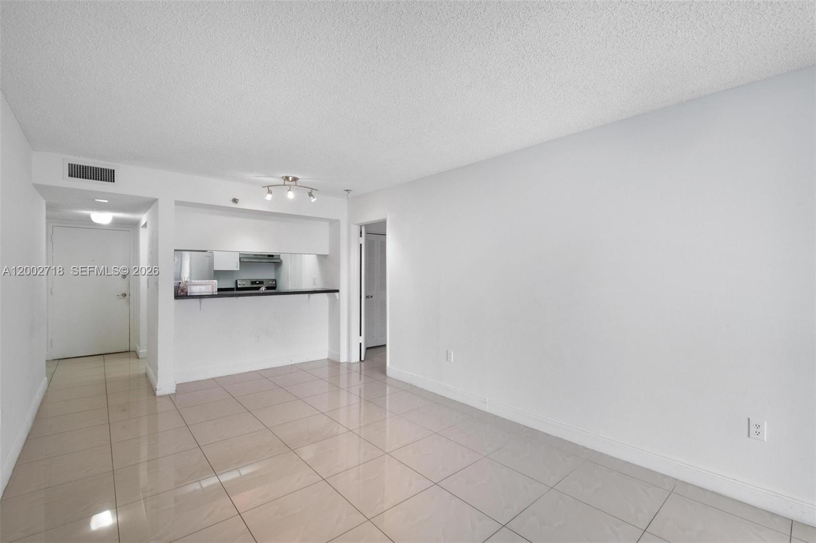 MADISON DOWNTOWN CONDO - Residential