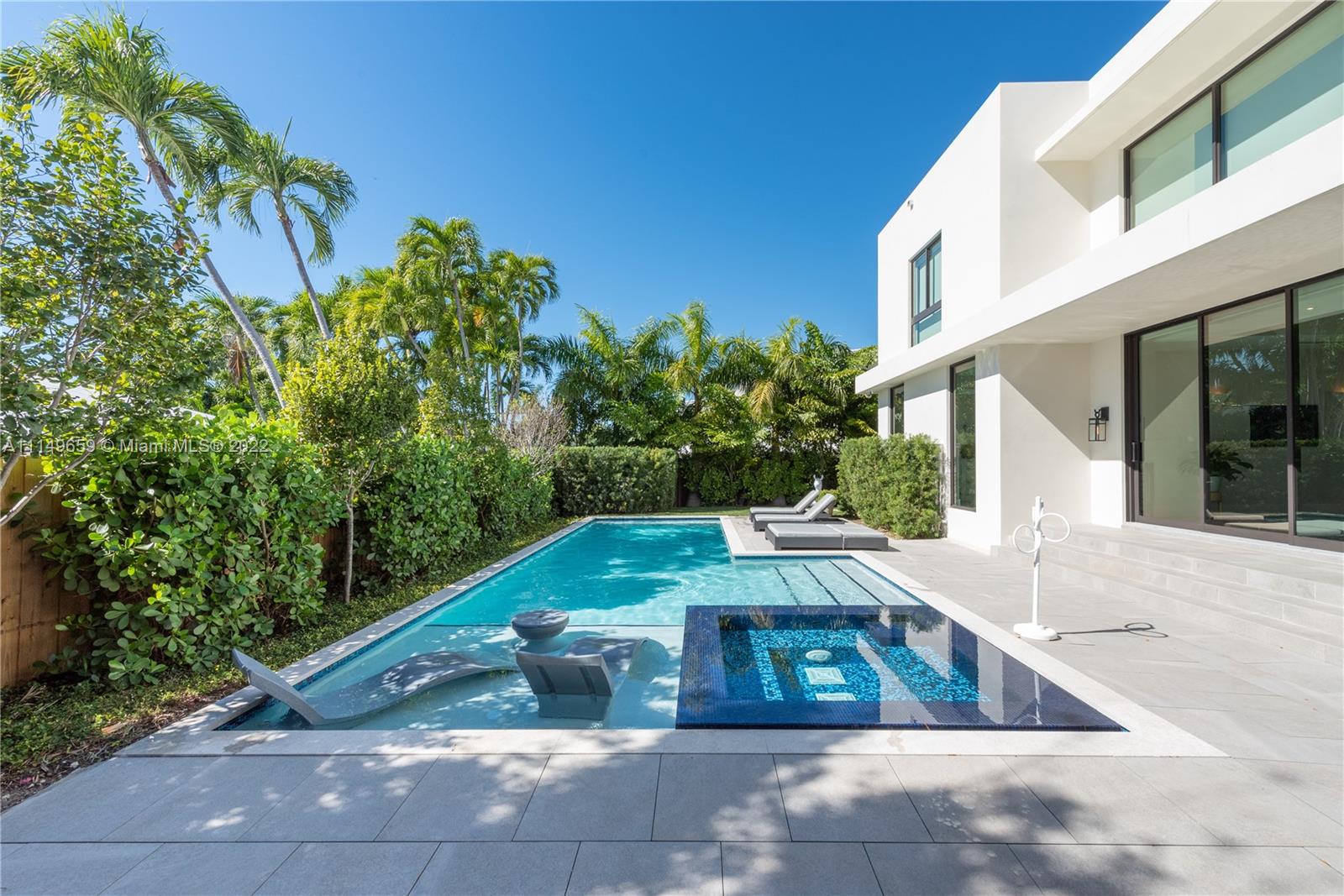 LA GORCE GOLF SUB - Residential