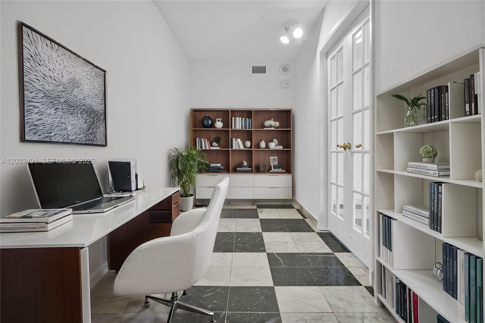 OCEANSIDE PLAZA CONDO - Residential