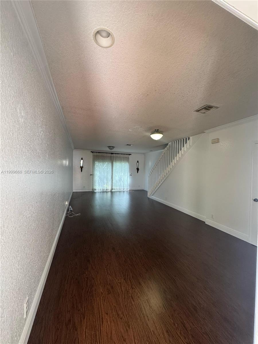 TAMARAC ISLAND CONDOMINIU - Residential