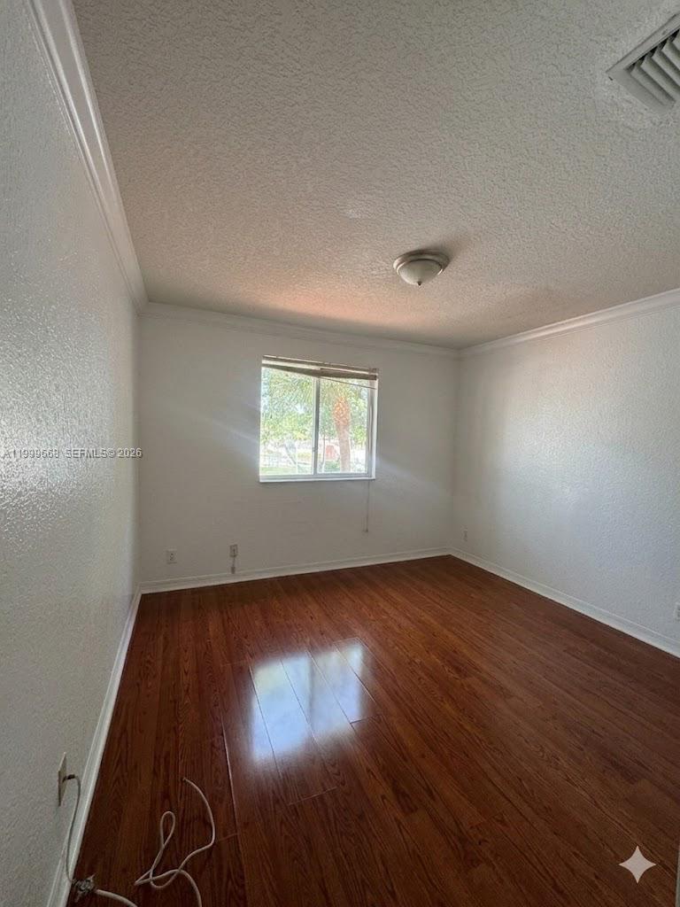 TAMARAC ISLAND CONDOMINIU - Residential