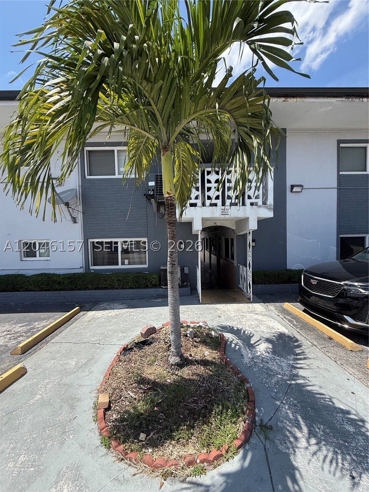 Spacious 1-bedroom, 1-bath apartment in the heart of Miami! This bright and well-maintained unit features a beautifully remodeled kitchen, a generously sized bedroom with two closets for ample storage, and a comfortable layout designed for everyday living. Conveniently located on W. Flagler Street, you'll enjoy quick access to major highways, Miami International Airport, shopping centers, restaurants, schools, public transportation, and all the amenities the city has to offer. Don't miss this excellent rental opportunity in a prime central location!