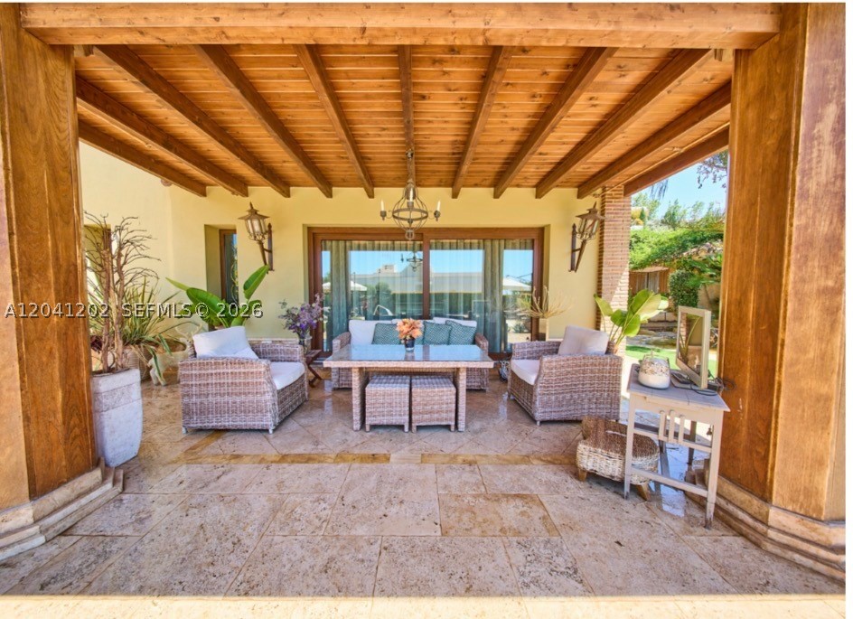 CALLE SEIS DEL CANDADO - Residential