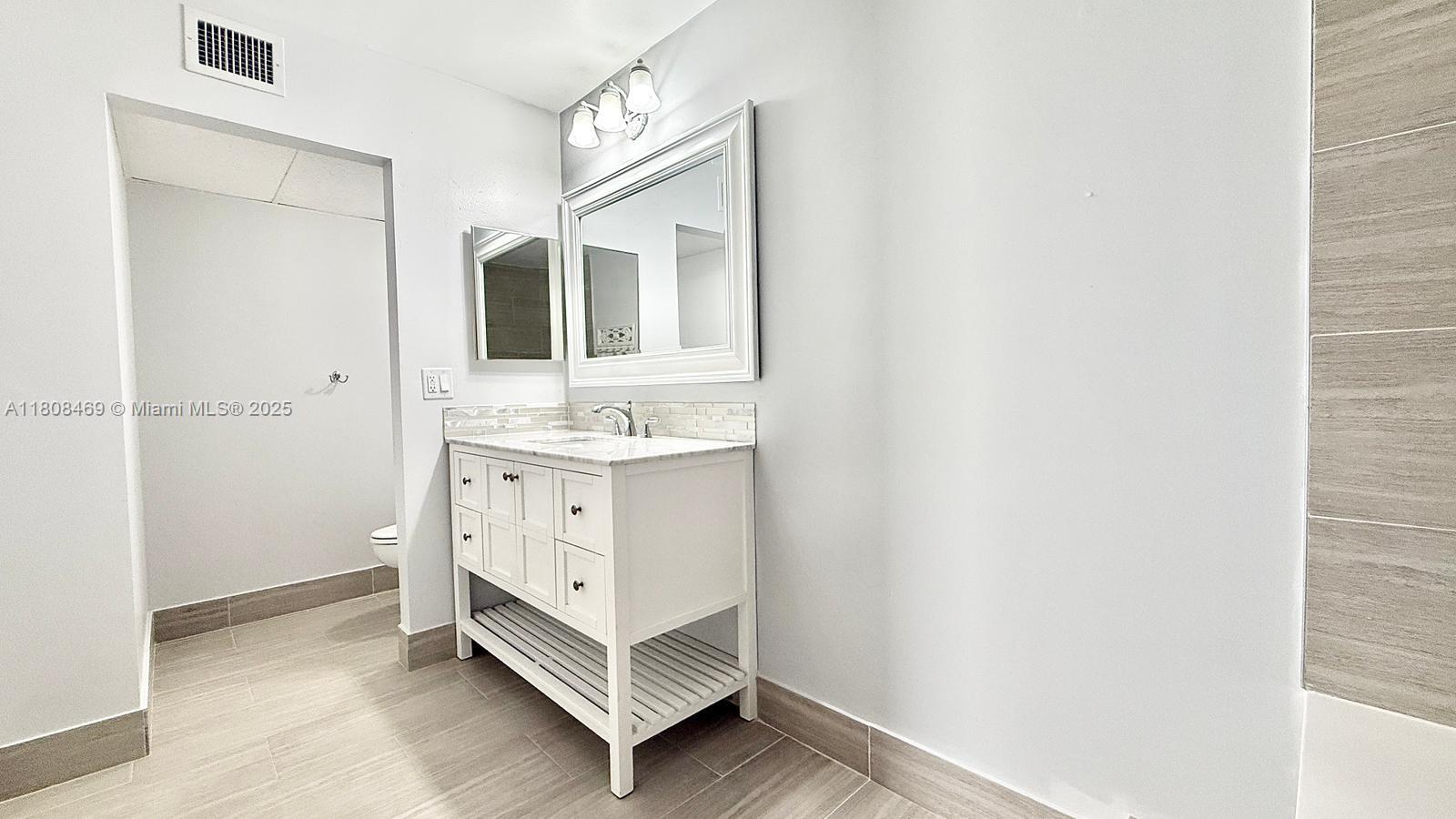 EDEN PLACE CONDO - Residential Lease
