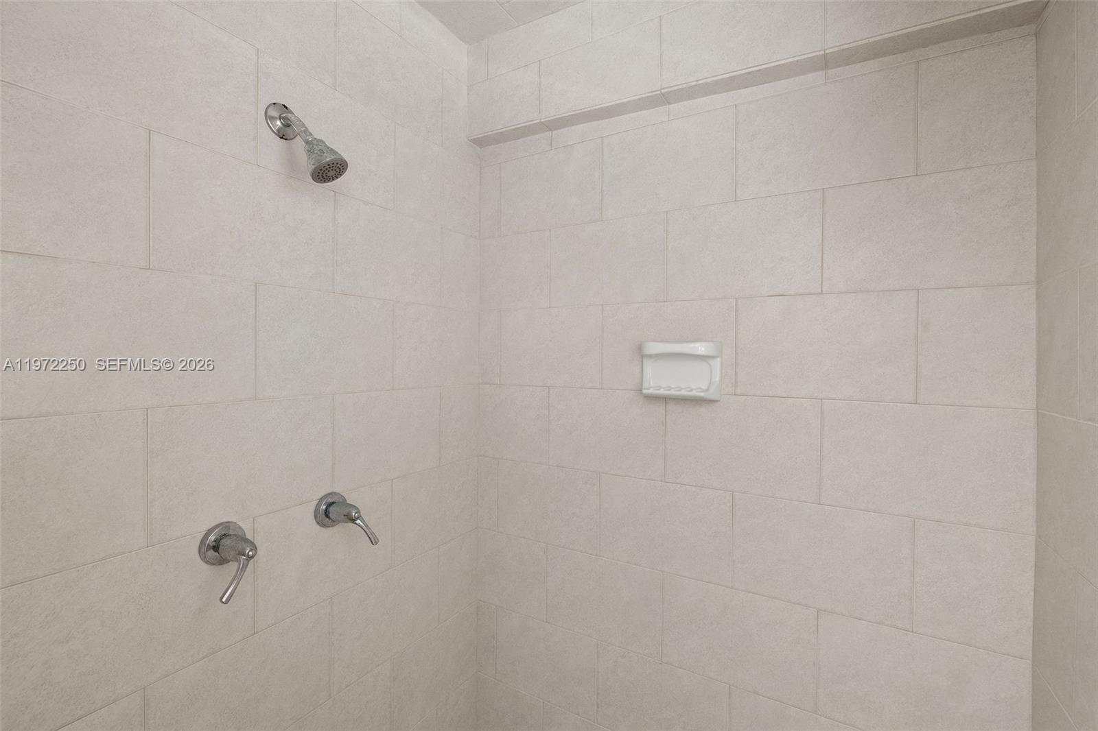 THE EXECUTIVE CONDO - Residential