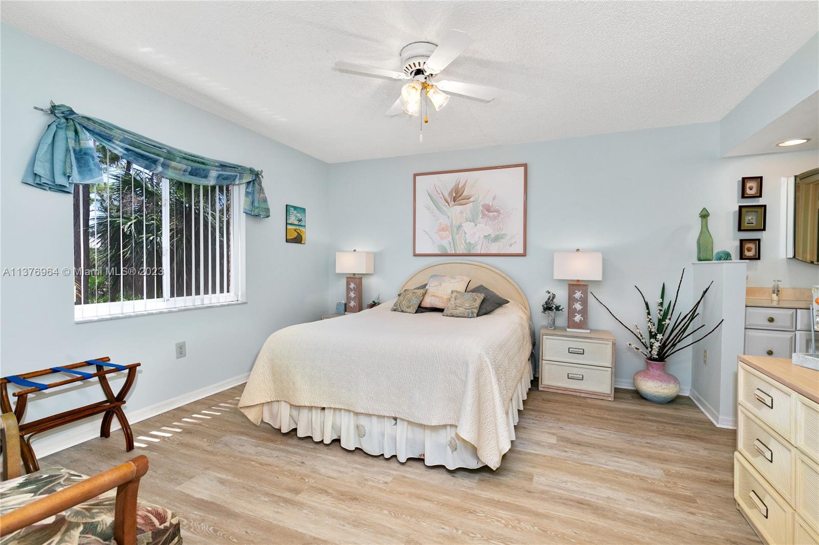 Naples Sandpiper Bay Club - Residential