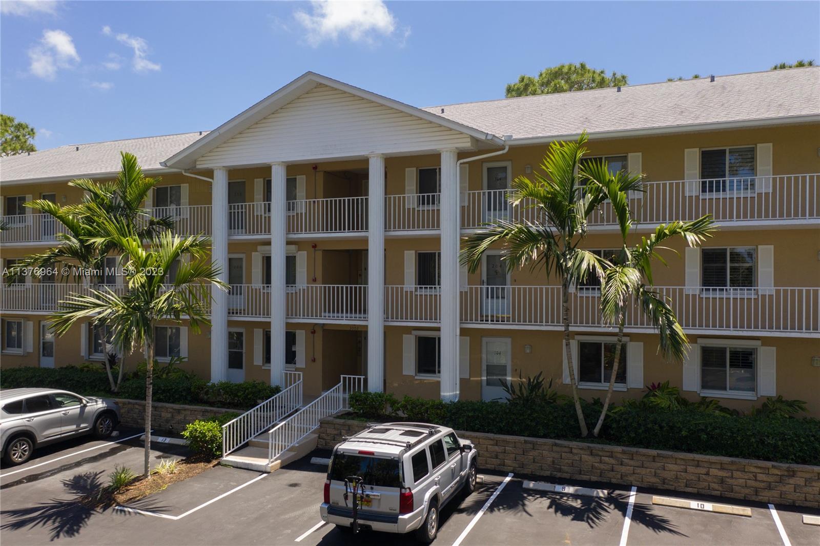 Naples Sandpiper Bay Club - Residential