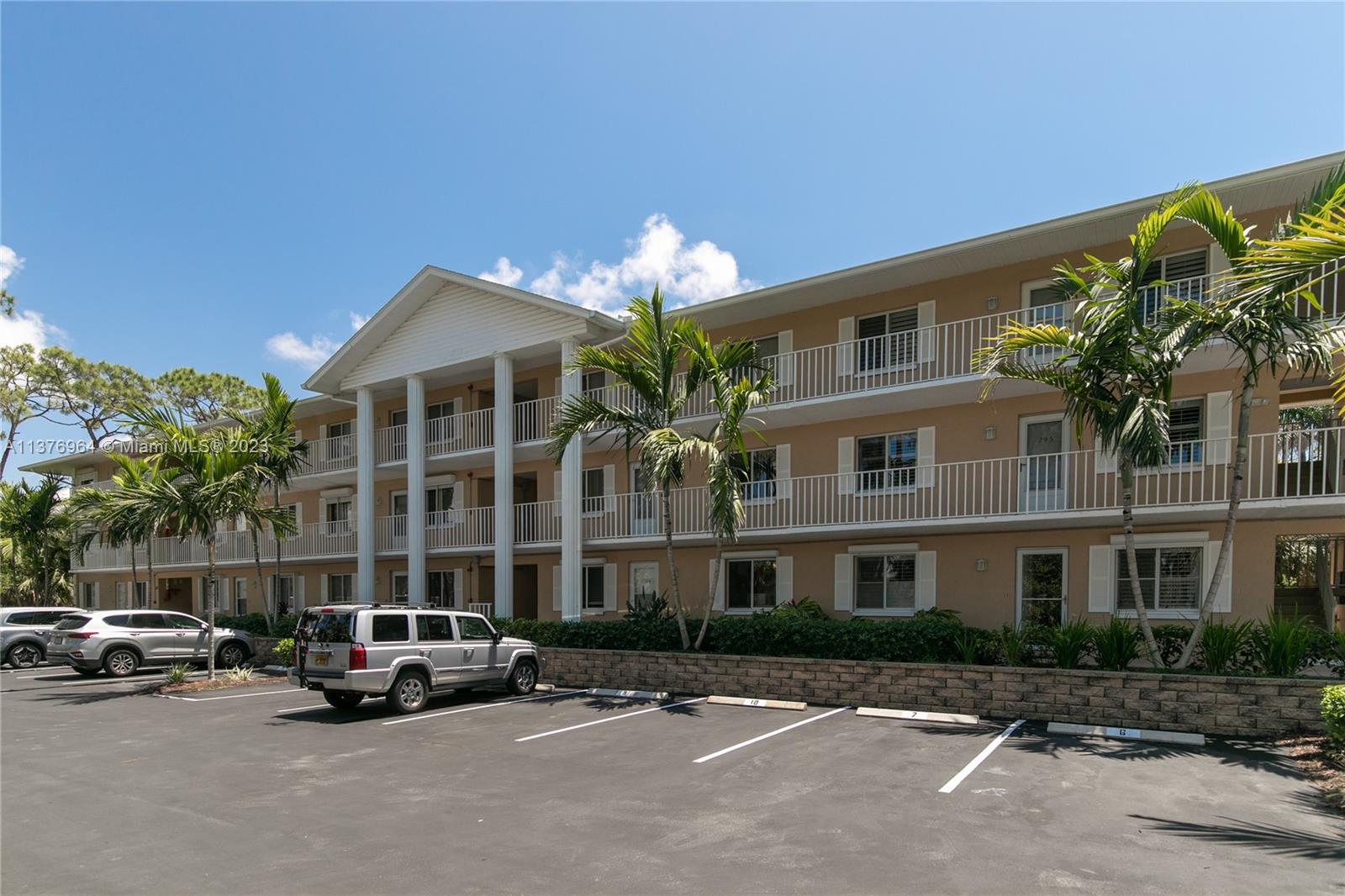 Naples Sandpiper Bay Club - Residential