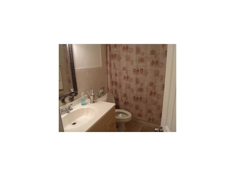 L'SOLEI AT HALLANDALE BEA - Residential Lease
