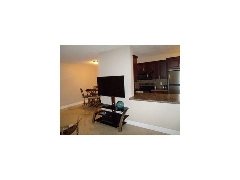 L'SOLEI AT HALLANDALE BEA - Residential Lease