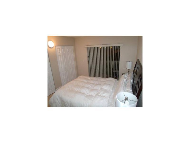 L'SOLEI AT HALLANDALE BEA - Residential Lease