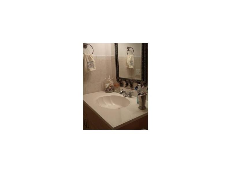 L'SOLEI AT HALLANDALE BEA - Residential Lease